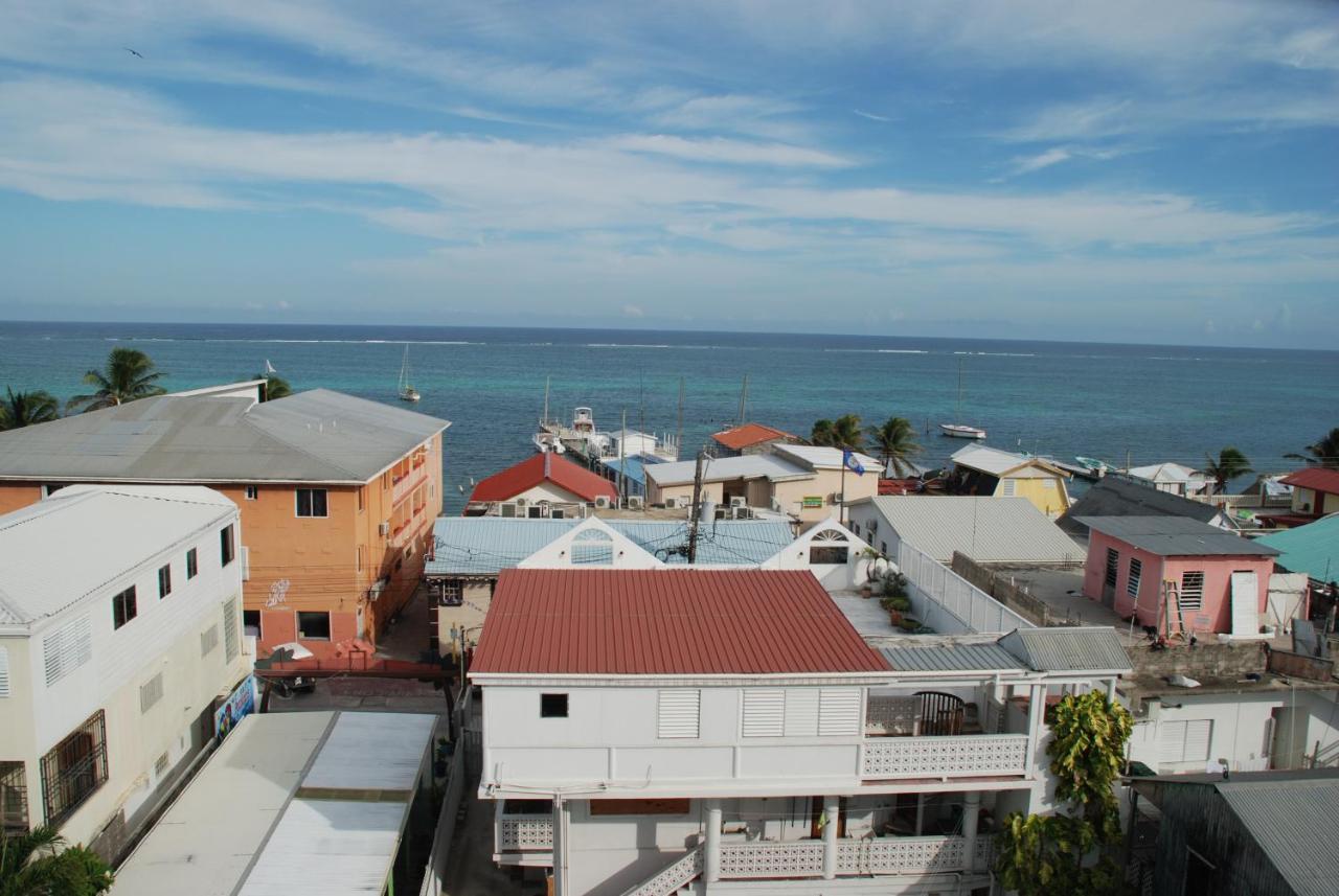 Hotel Coastalbay 2 & Golf Cart Rental San Pedro  Exterior foto